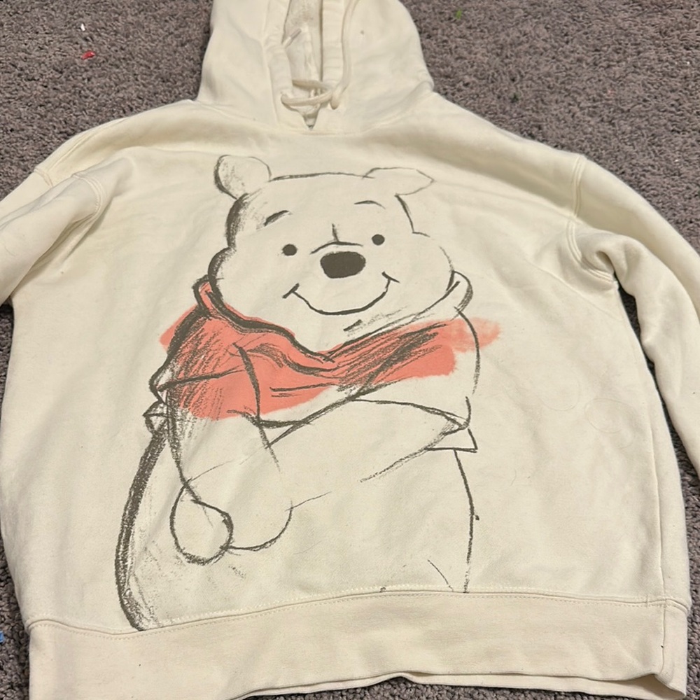 Disney Off-White Winnie the Pooh Hoodie size women’s xs
